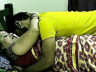 Awesome Making love far Indian hard-core piping hot aunty to hand home! far evident hindi audio